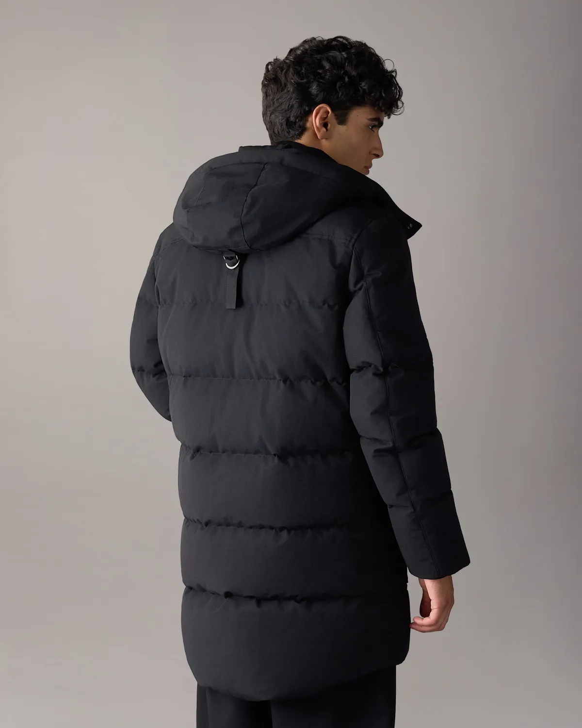 Moose Knuckles Banff parka noire duvet mi-cuisse