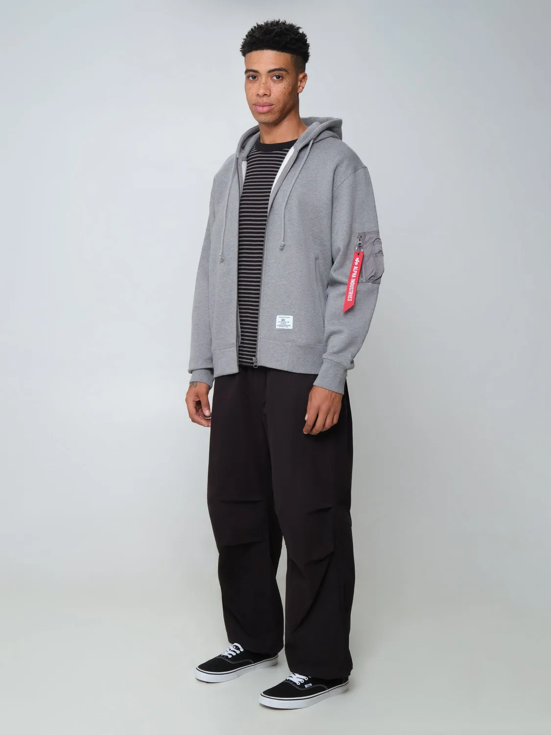 Alpha Industries Utility Pocket sweat zip gris coton