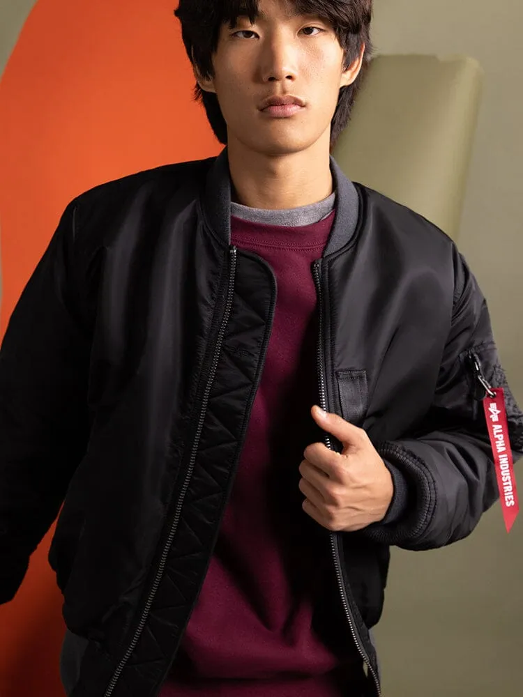 Alpha Industries 1960s MA-1 bomber noir vintage déperlant