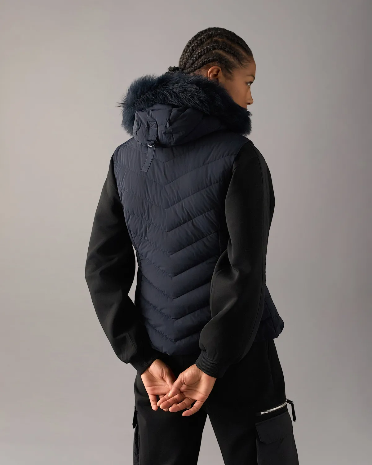 Moose Knuckles Elora Down Vest gilet navy duvet léger