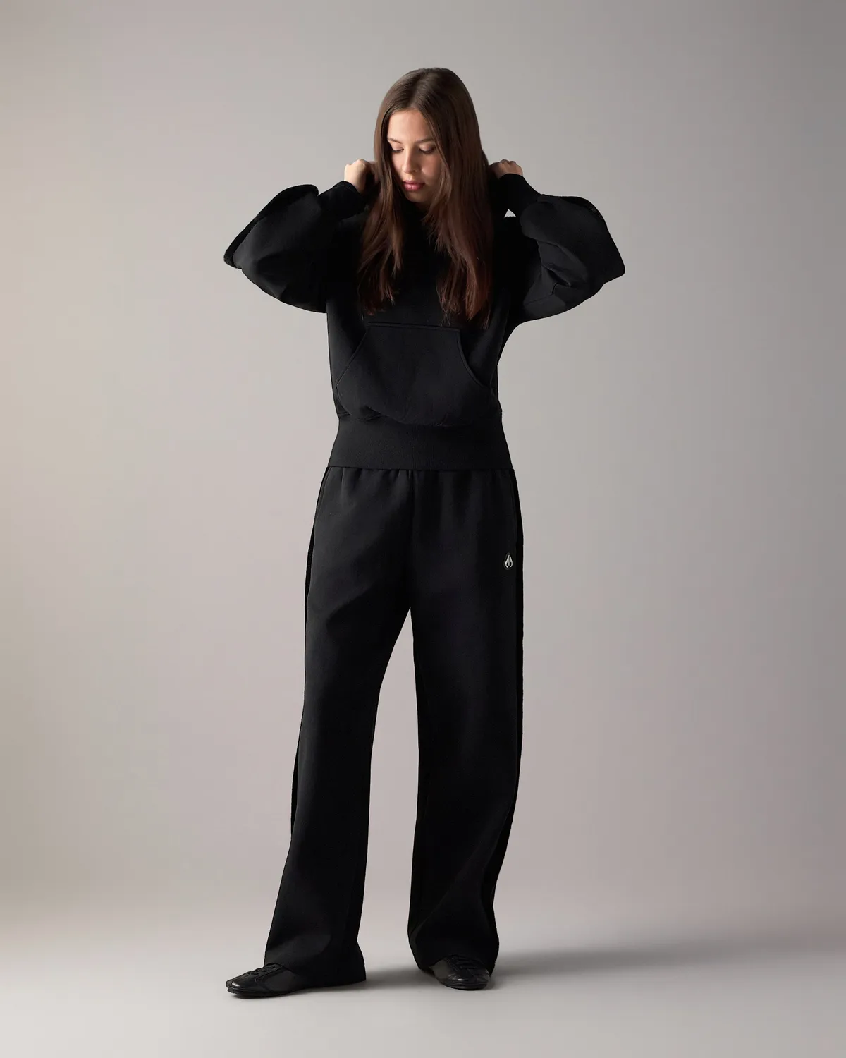 Moose Knuckles Mixed Media Bunny Hoodie sweat noir chaud