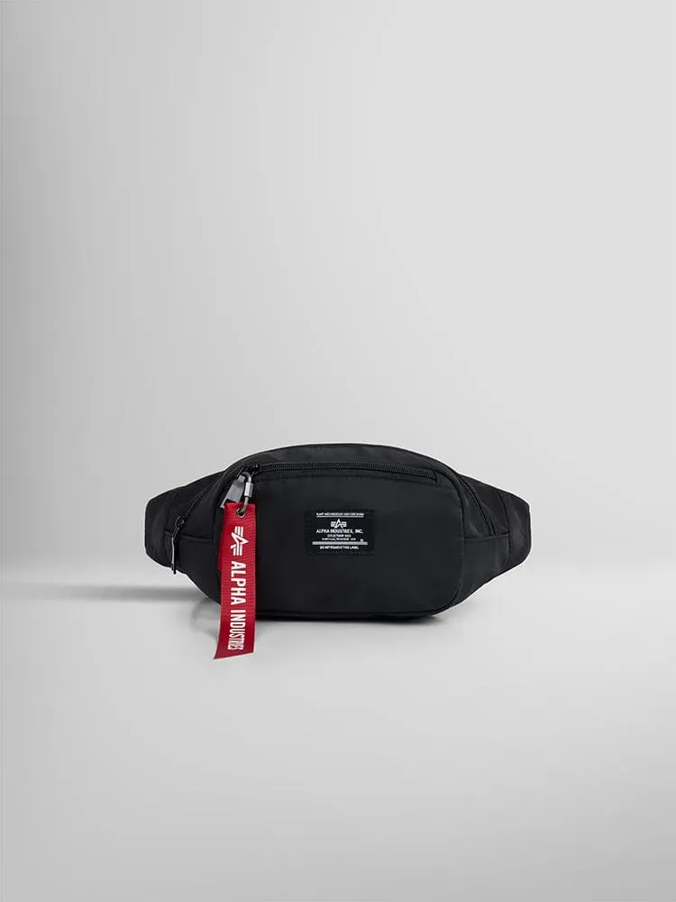 Alpha Industries Crew sac banane noir nylon 4L