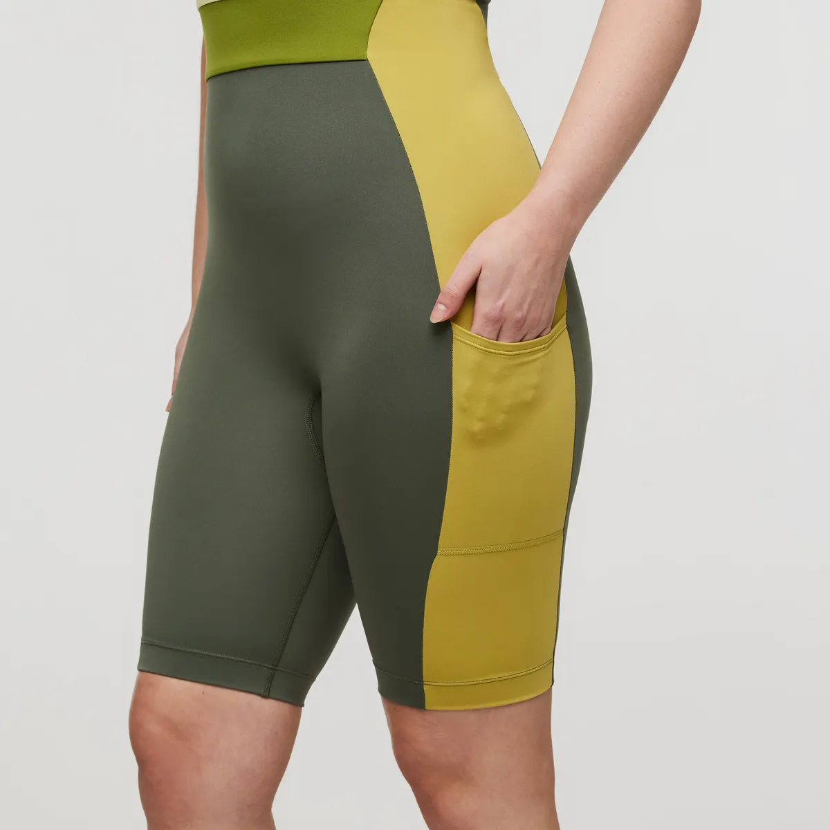 Cotopaxi Muevo bodysuit femme sport recyclé