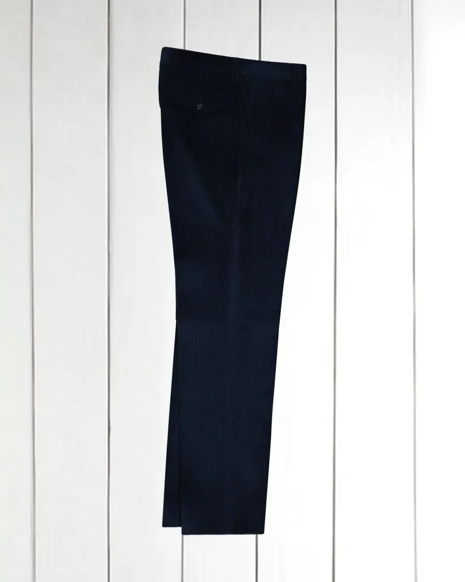 Hollington Jules pantalon velours bleu marine coupe ample