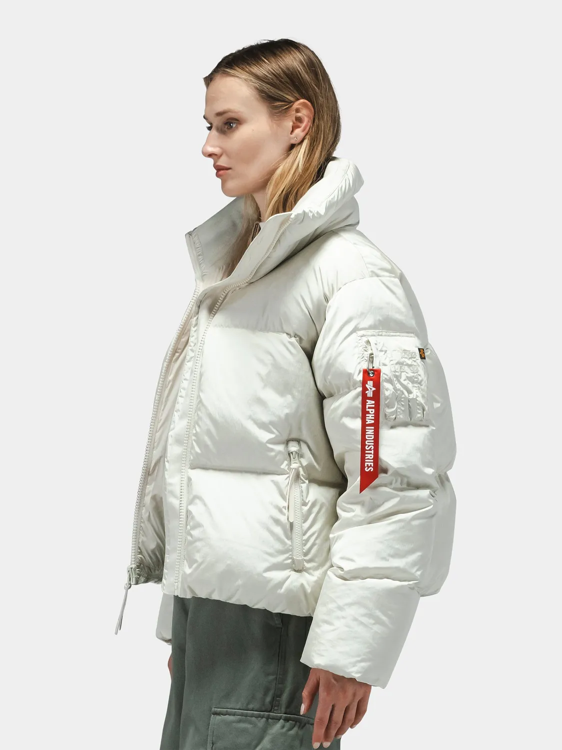 Alpha Industries Sierra doudoune courte femme blanc dune