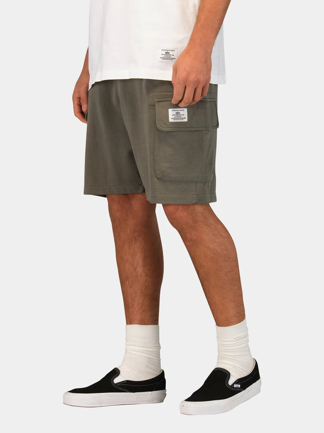 Alpha Industries Essential Cargo Short cargo molleton gris