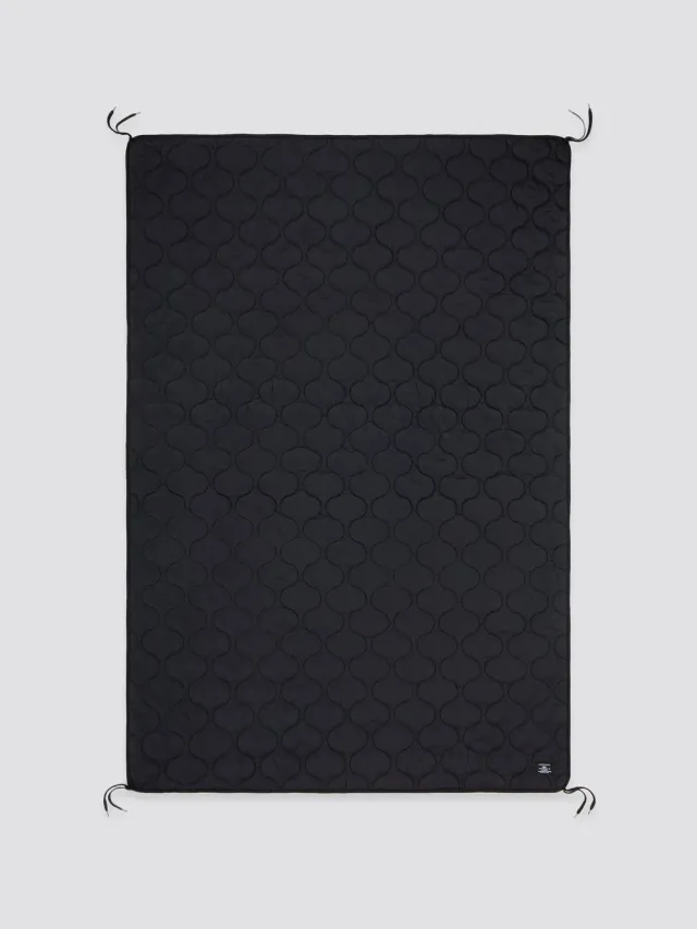 Alpha Industries Quilted plaid noir matelassé 198x137 cm