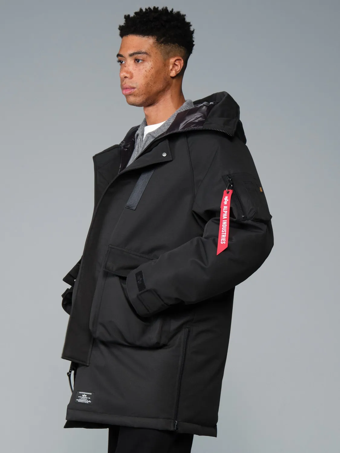 Alpha Industries Sergeant parka duvet noire genoux hiver