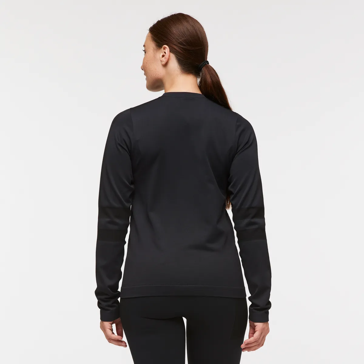 Cotopaxi Debajo Seamless Baselayer Crew pull thermique noir sans coutures
