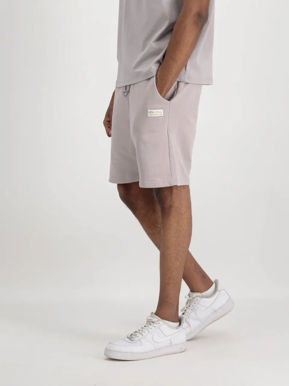 Alpha Industries Organic Jogger Short gris coton bio