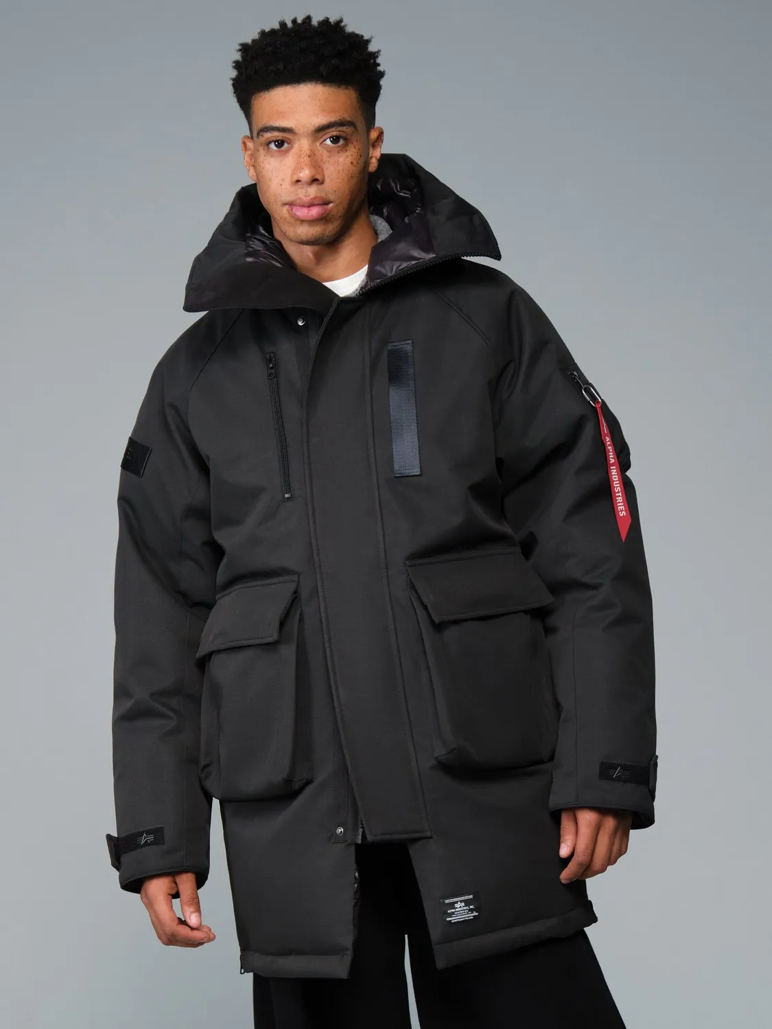 Alpha Industries Sergeant parka duvet noire genoux hiver