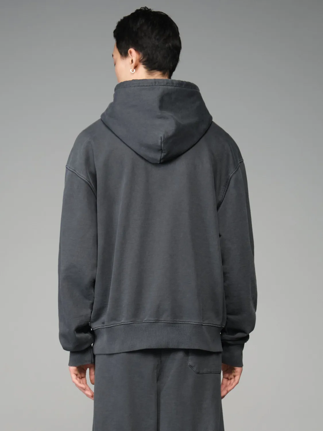Alpha Industries Essential Hoodie Battlewash sweat noir délavé