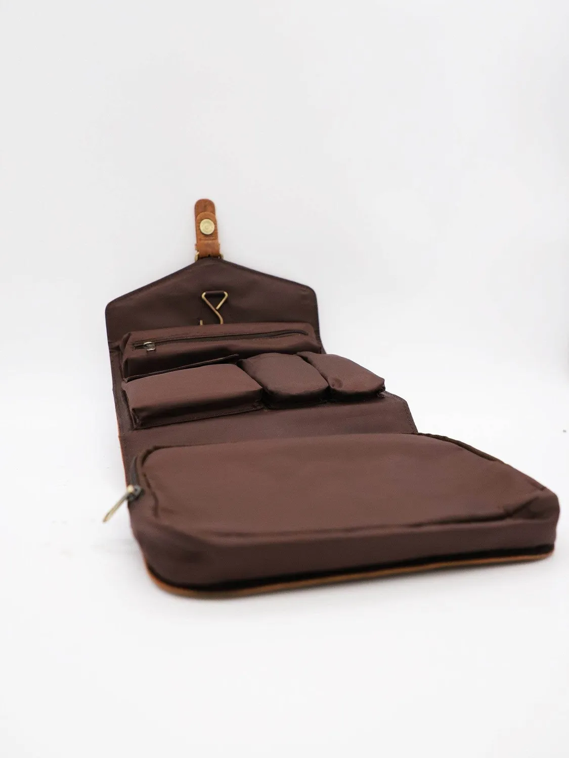 Daytona M13 trousse de toilette cuir Brun
