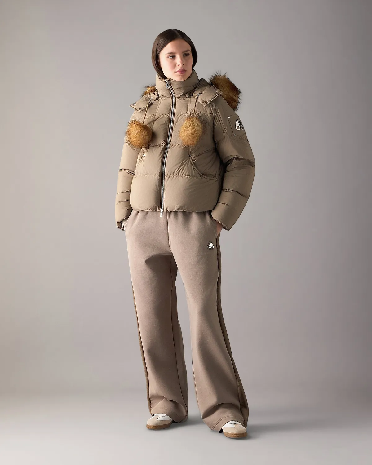 Moose Knuckles Everest doudoune capuche Ashen pompons