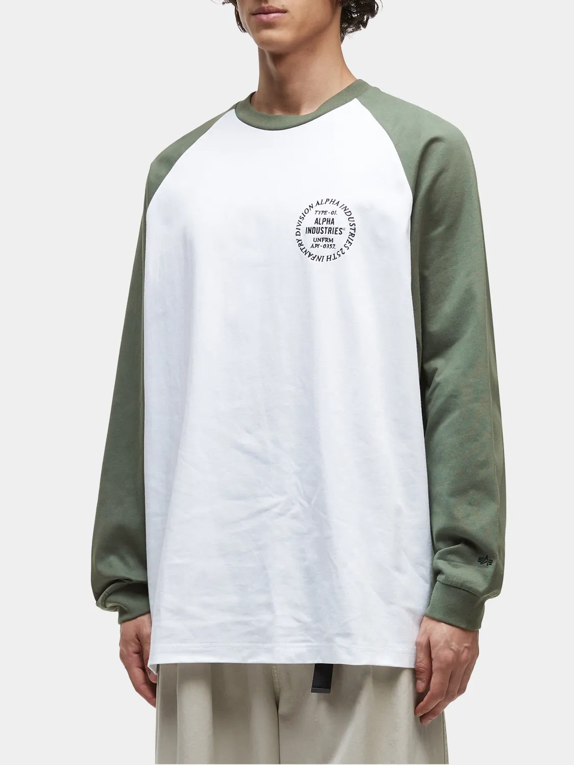 Alpha Industries UNFRM Raglan t-shirt manches longues vert coton