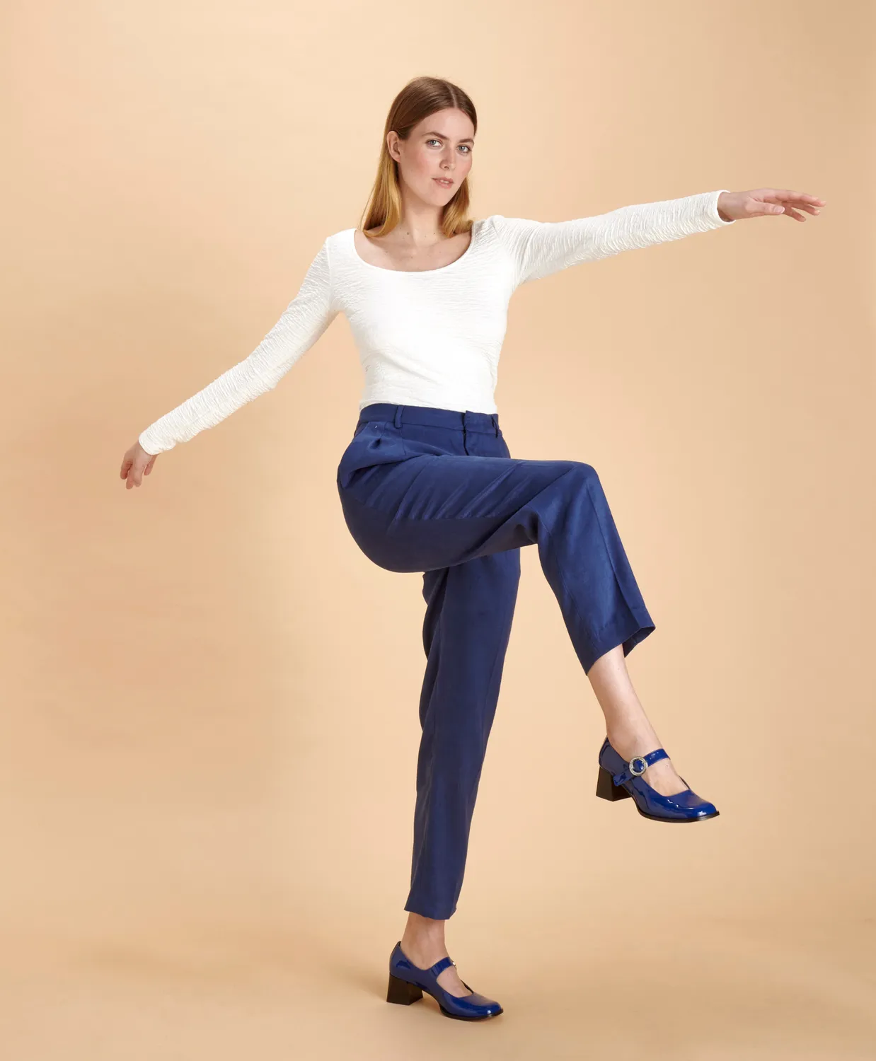 SOUBACQ Le Pantalon Roma femme pantalon alcantara bleu