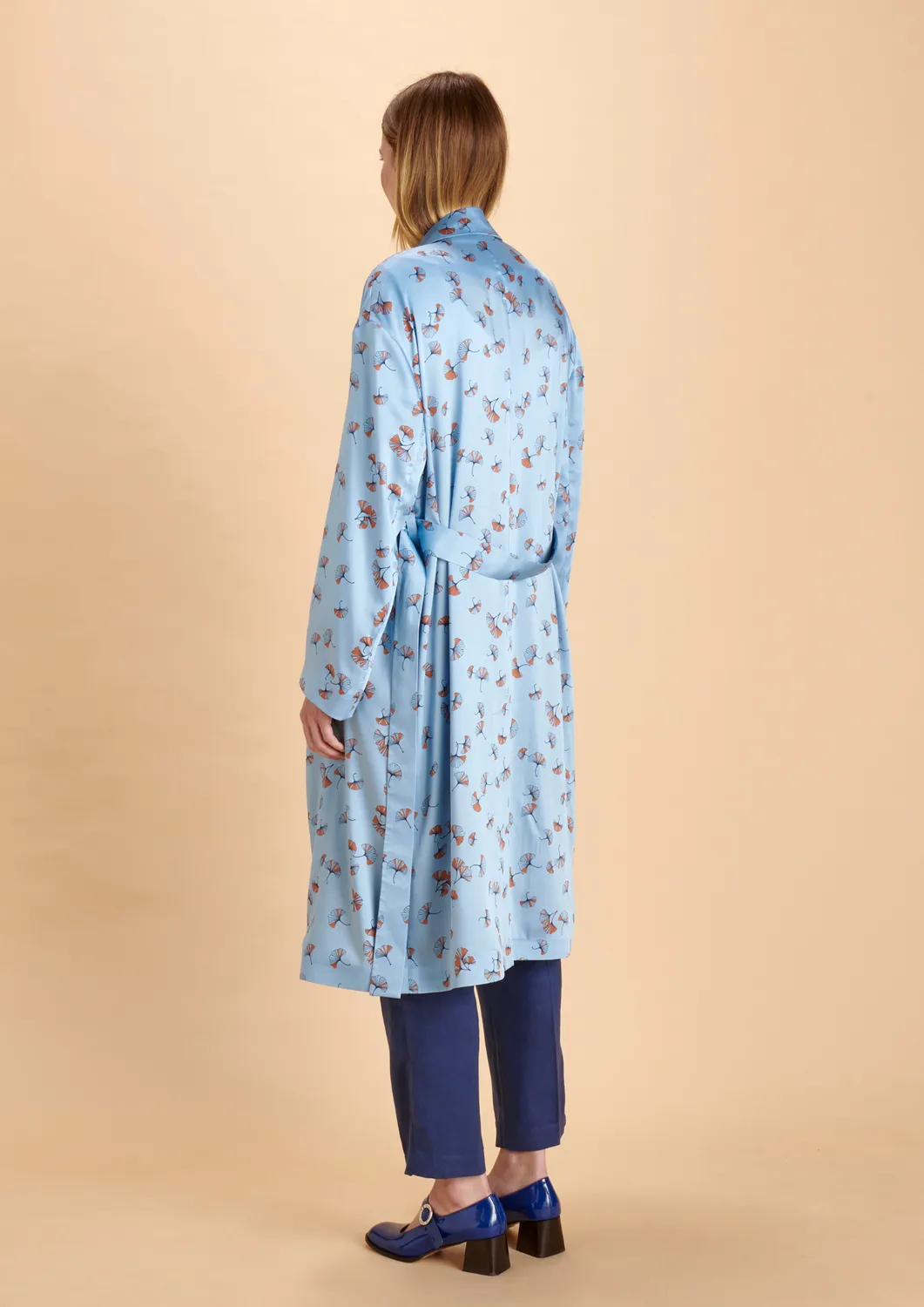 SOUBACQ Ispahan manteau satin soie bleu