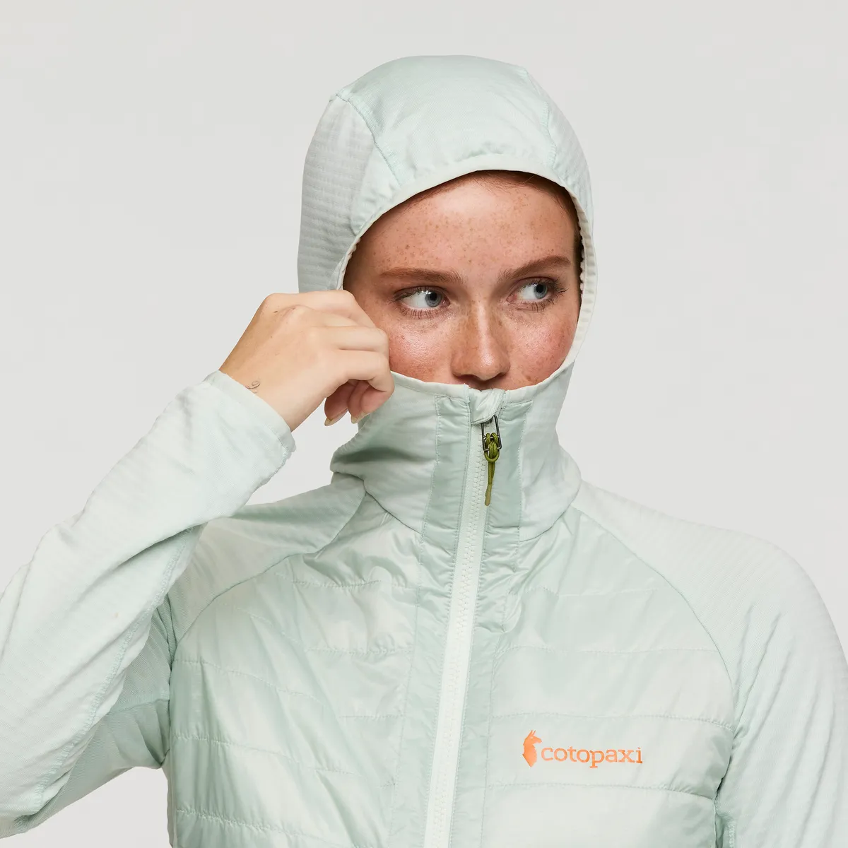 Cotopaxi Capa veste isolante femme Apricot capuche