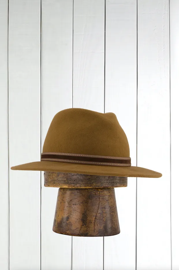 Hollington chapeau feutre laine camel déperlant