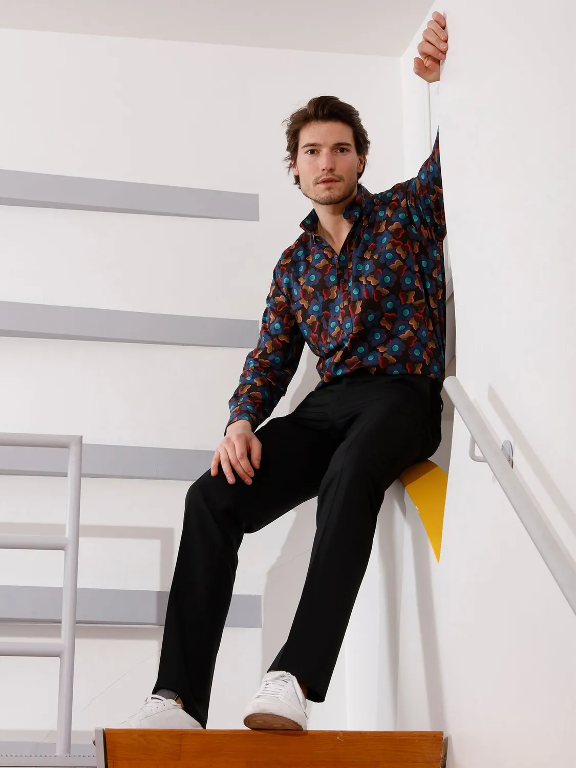 Hollington Bari pantalon laine noire Super 100 taille 42