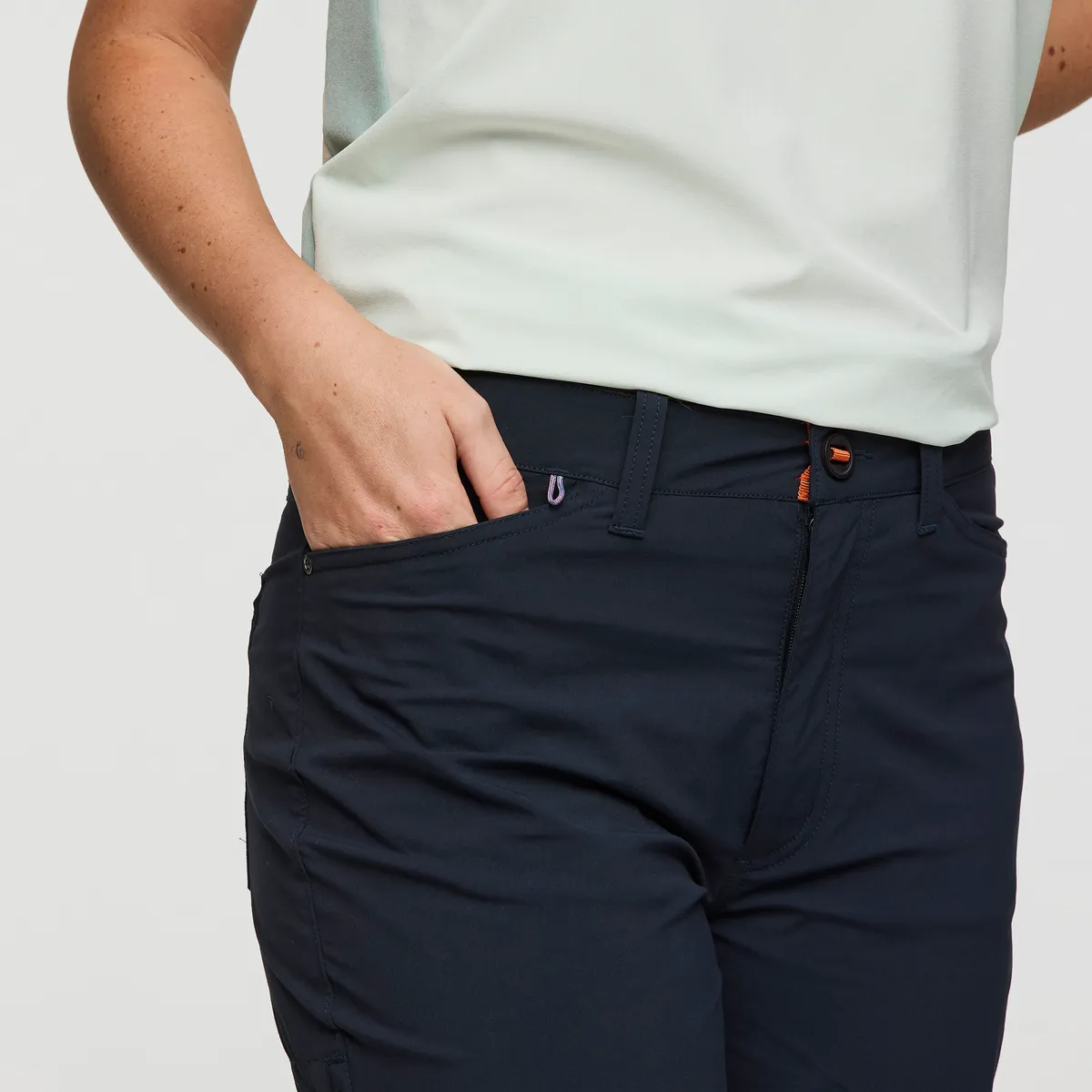 Cotopaxi Coraje Tech Pant pantalon femme kaki extensible