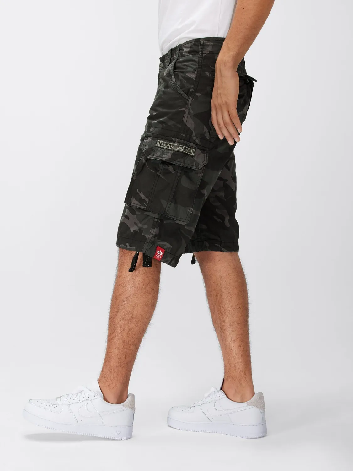 Alpha Industries Jet Short short cargo homme camo woodland coton