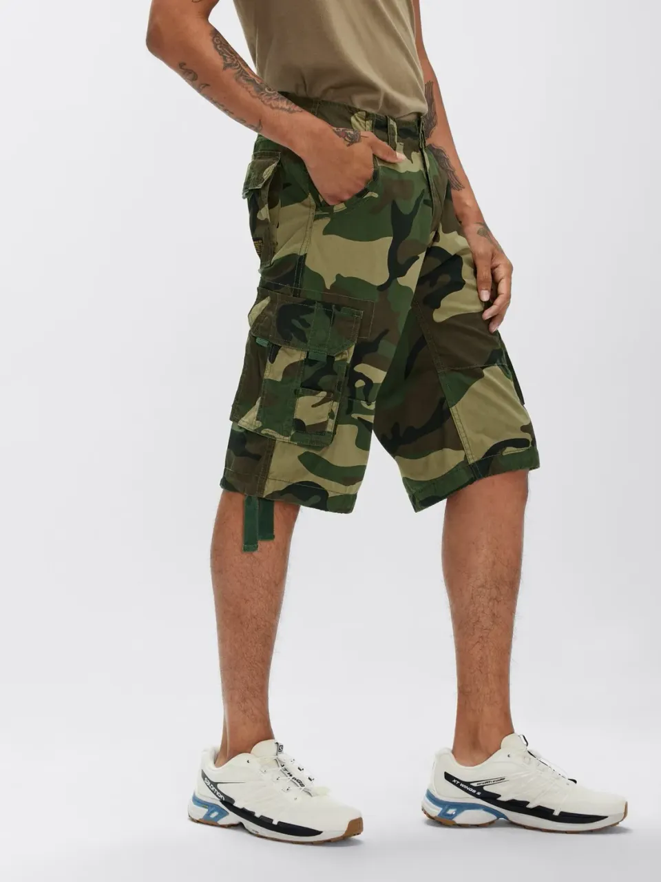 Alpha Industries Jet Short short cargo homme camo woodland coton