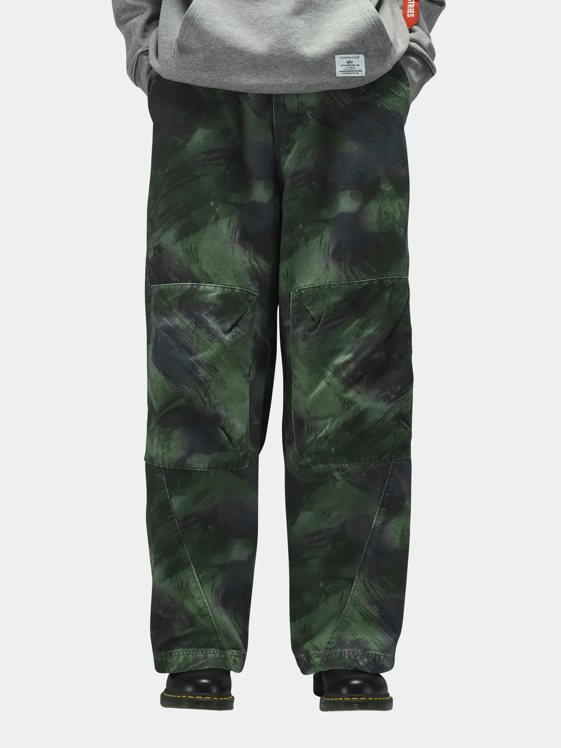 Alpha Industries Oversized Washed pantalon olive camo