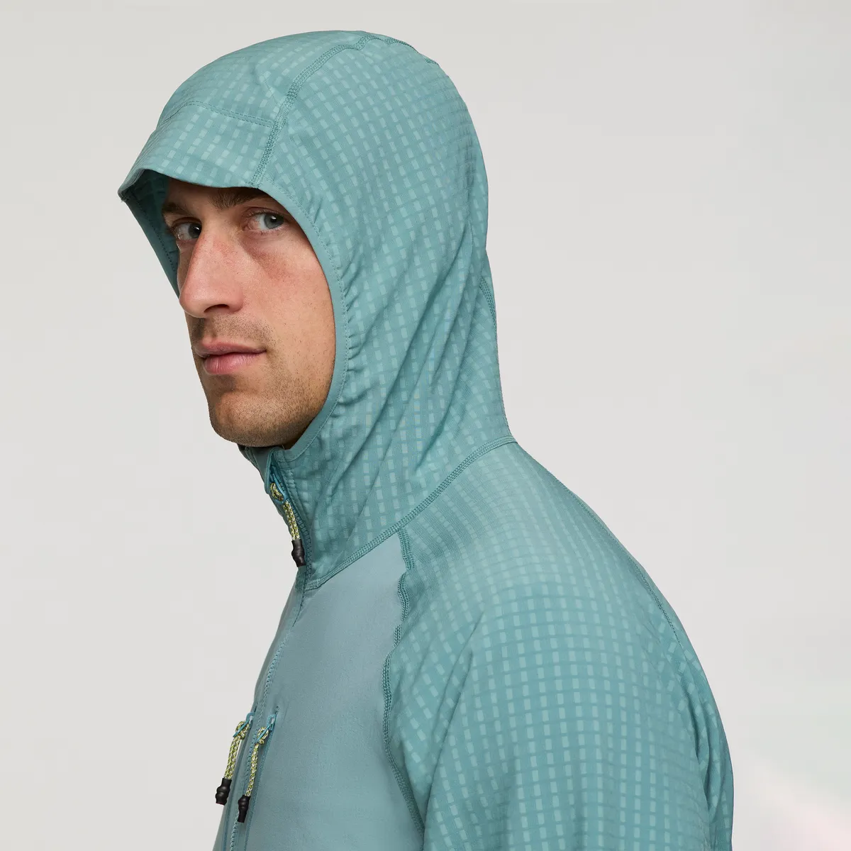 Cotopaxi Yermo veste softshell homme à capuche stretch