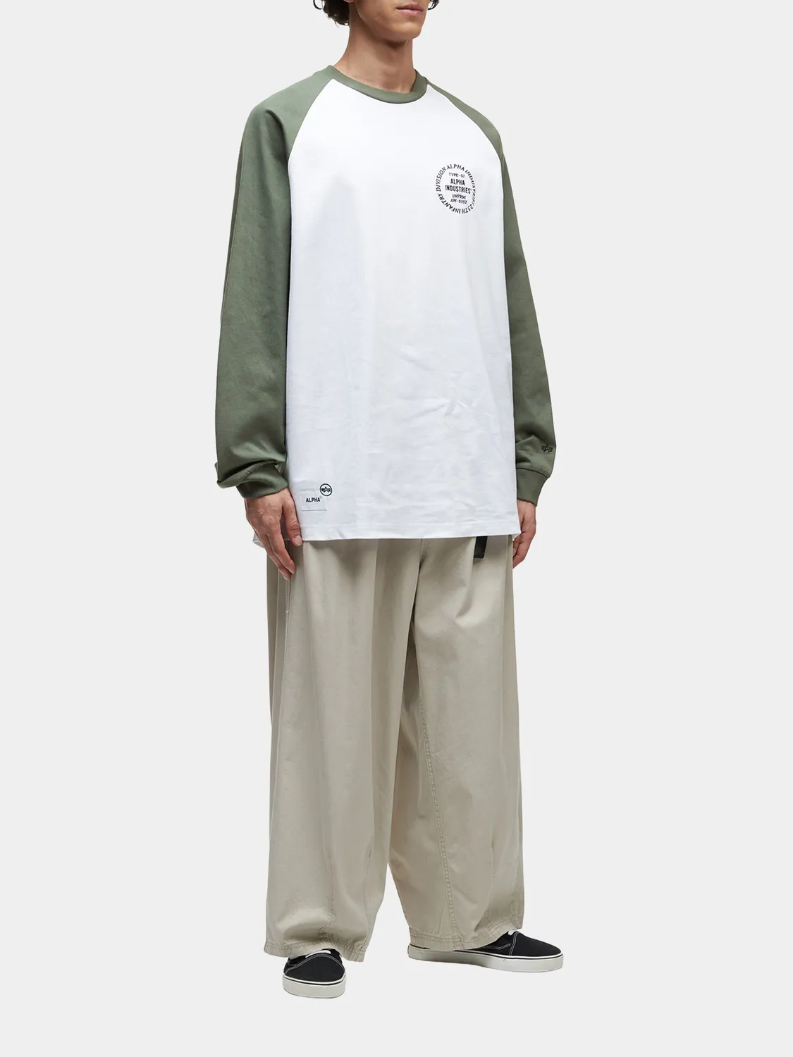Alpha Industries UNFRM Raglan t-shirt manches longues vert coton