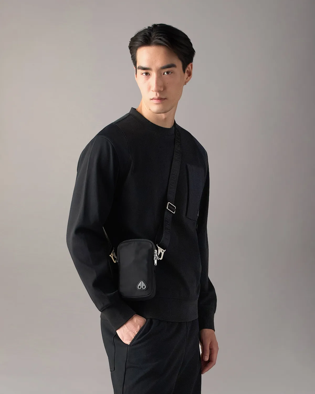 Moose Knuckles Dial sac bandoulière noir léger