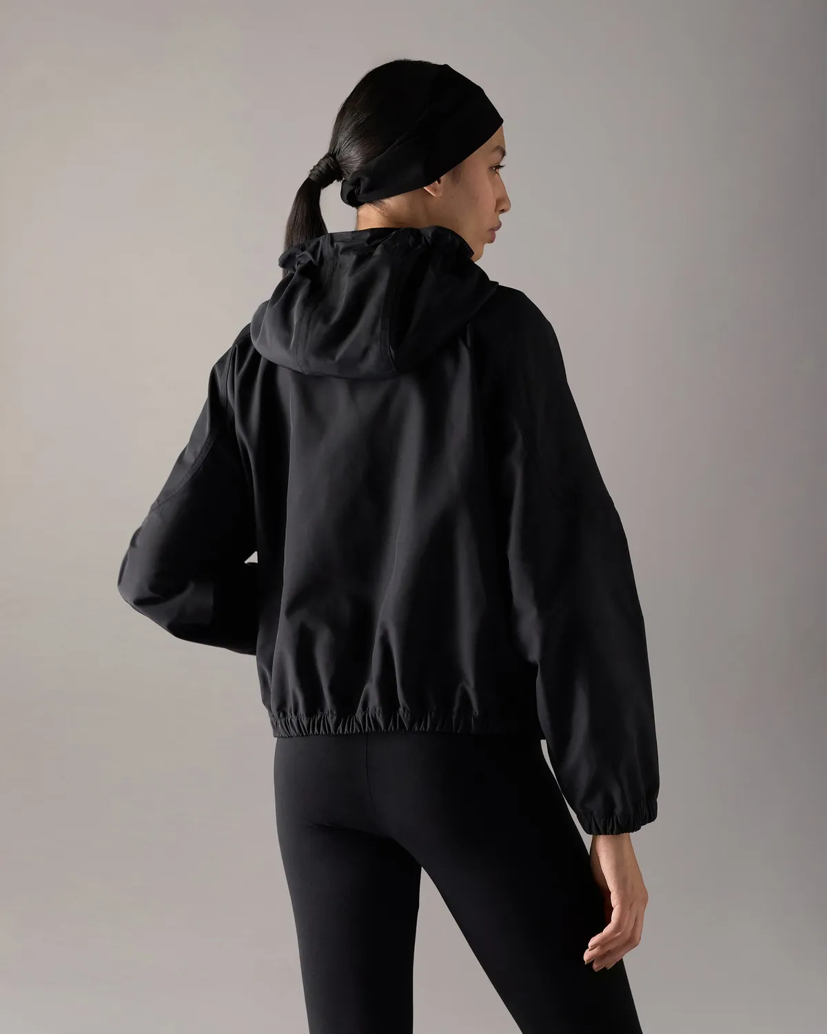 Moose Knuckles Elevate Veste capuche noire légère