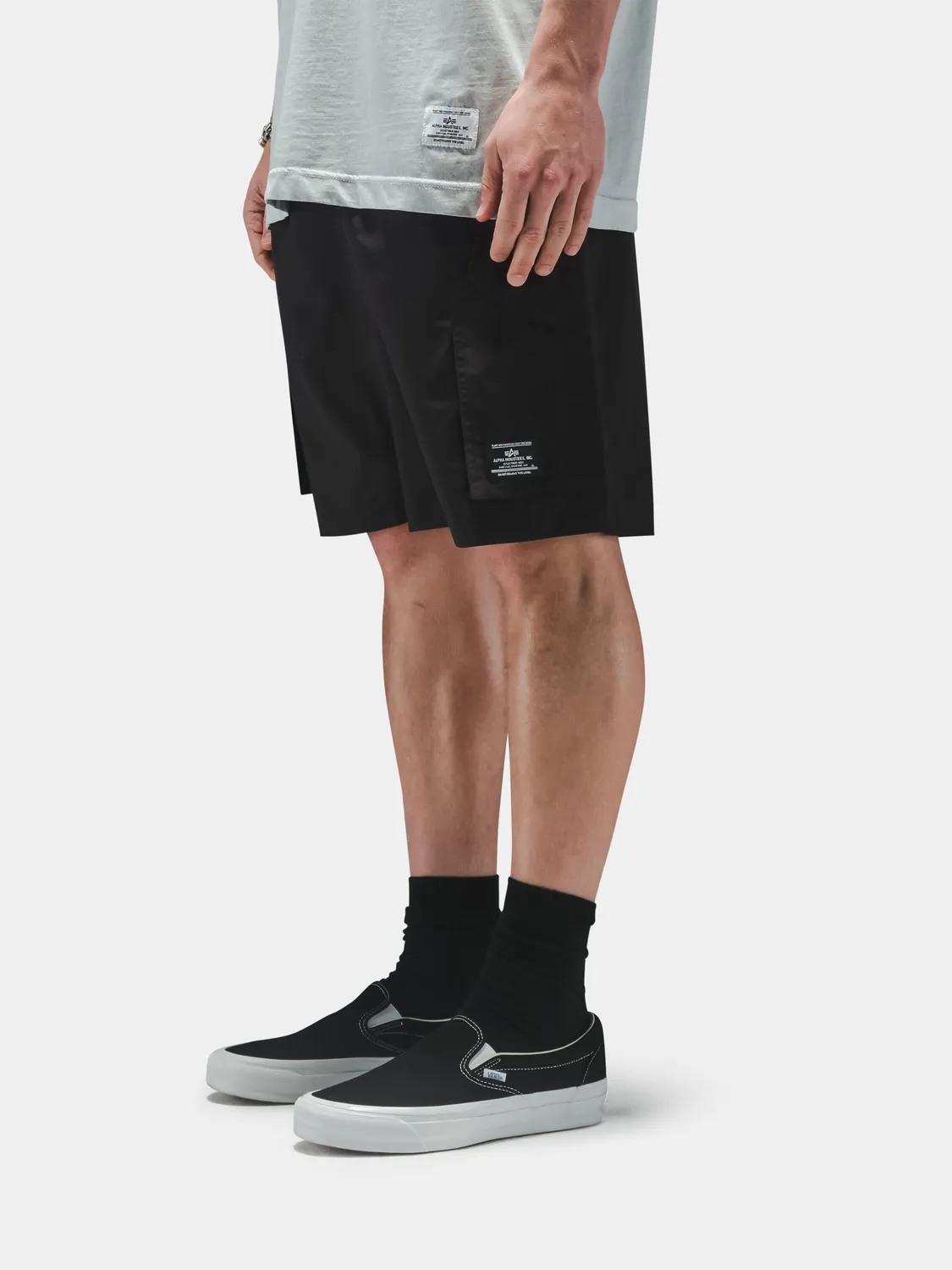 Alpha Industries CWU 36/P short noir cargo